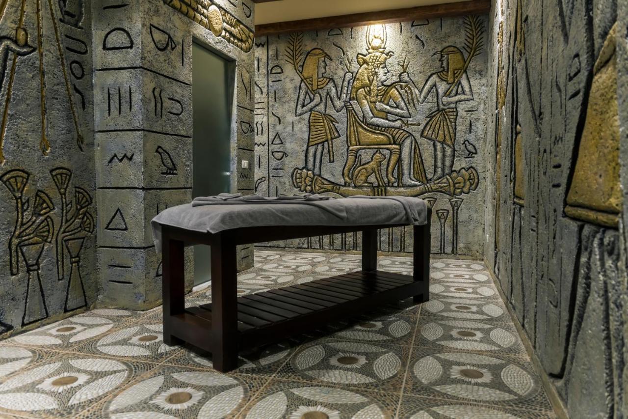 Sunrise Diamond Beach Resort -Grand Select Sharm el-Sheikh Exterior foto A massage table