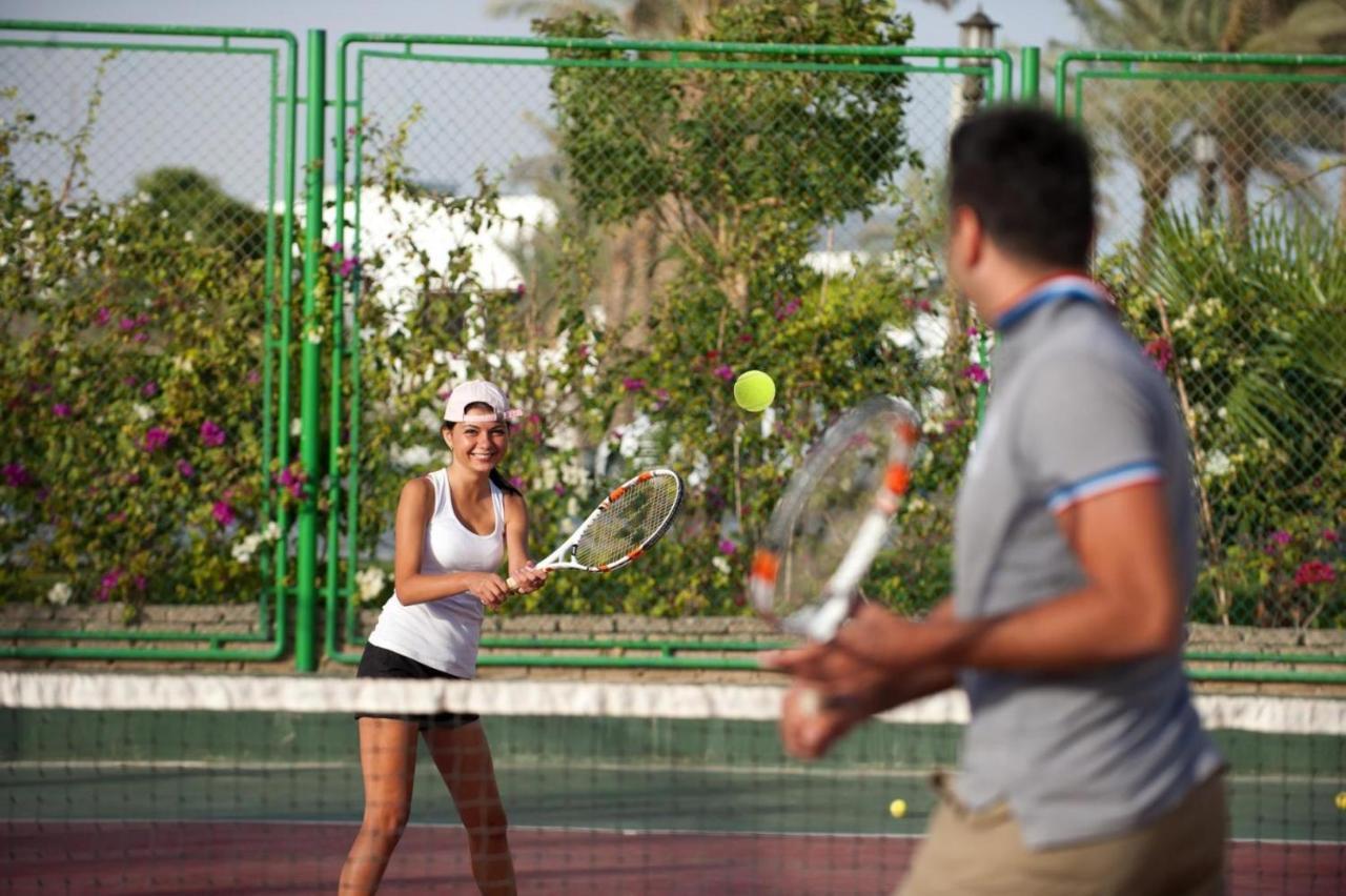 Sunrise Diamond Beach Resort -Grand Select Sharm el-Sheikh Exterior foto Tennis