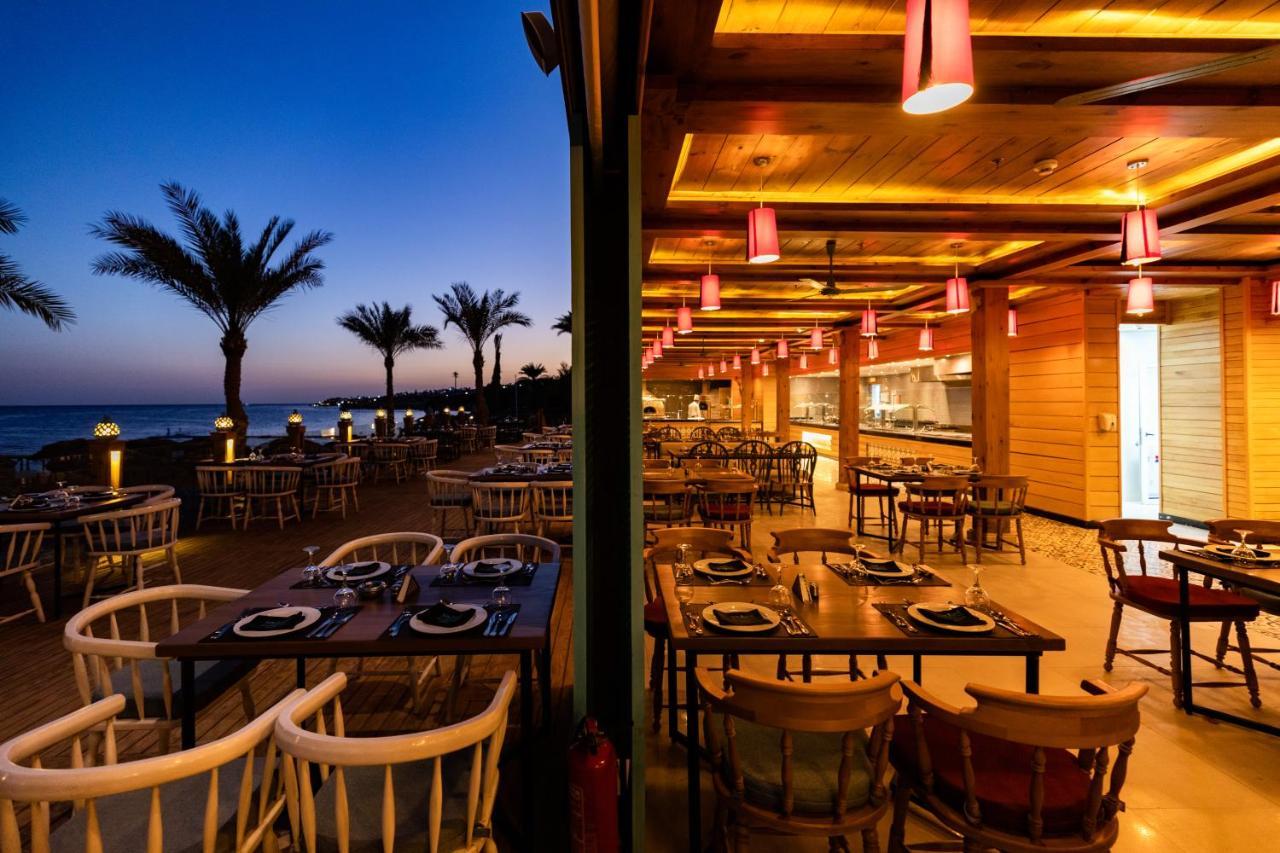 Sunrise Diamond Beach Resort -Grand Select Sharm el-Sheikh Exterior foto The Deck